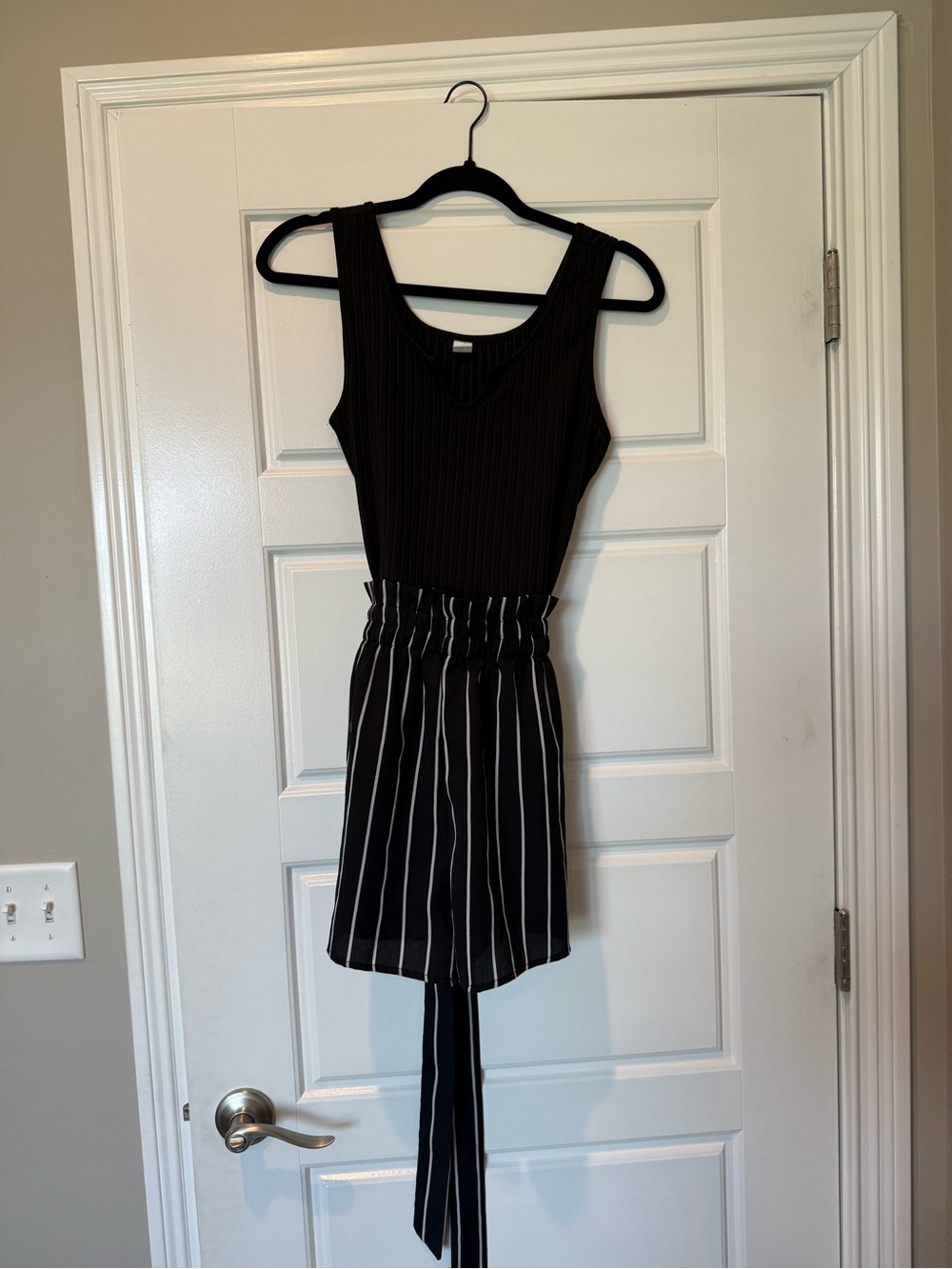 Black Sleeveless Striped Waist-Tie Dress